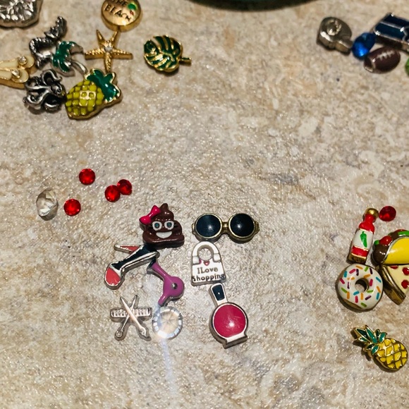 Origami Owl Teal Wrap Bracelet with Crystal Accents and Charms! - Picture 4 of 6